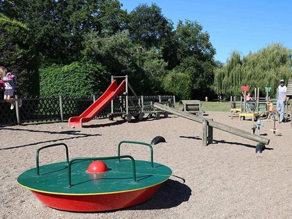 Mobil Home Xxl2 4 Chambres - Camping Les Bois Du Bardelet Poilly-lez-Gien Dış mekan fotoğraf